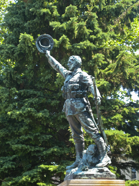 WWI memorial, Liverpool, NS